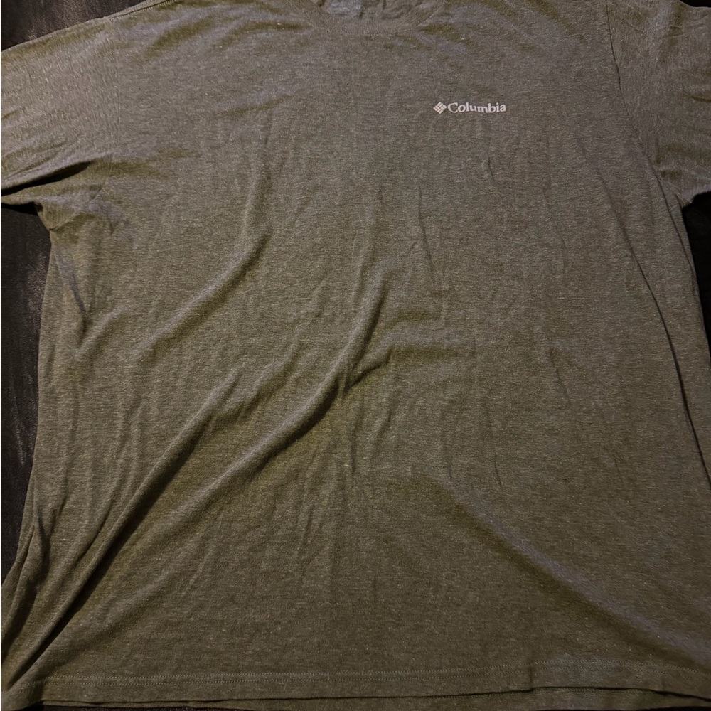 Columbia Men's 2XL green tee